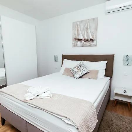 Apartment Lomari Šibenik